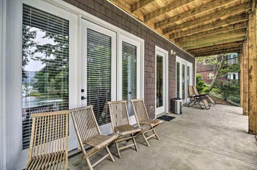Lakefront Cottage With Private Double Dock