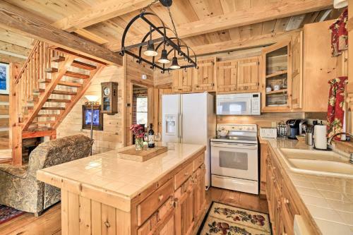 Serene Mountain City Gem Yard And 95 Private Acres!