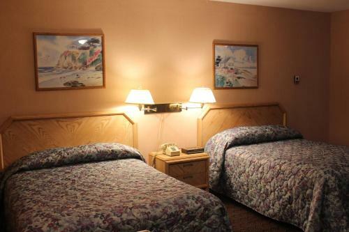 Tides Motor Inn
