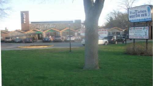 Tides Motor Inn