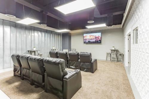 Apartamento Fully Furnished Downtown Studio - Walk Score 85