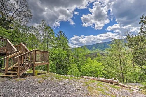 Beautiful A-frame Cabin With Smoky Mtn Views! Cabin