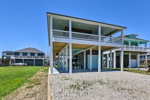 Bolivar Peninsula Beach House, Steps To Coast