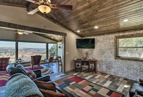 Renovated Home Overlooking Palo Duro Canyon!