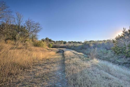 Cottage With Scenic Views 18 Mi To San Antonio