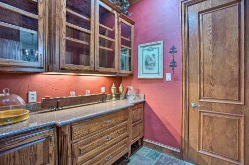 Lavish Celina Home With Patio And Game Room!