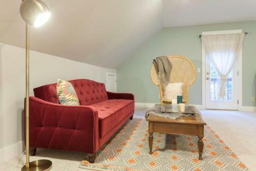 Charming 4bd Bohemian East Nashville Home