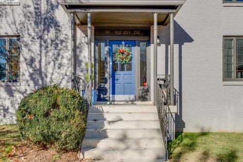 Apartment By Vandy Minutes To Downtown -102