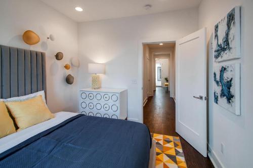 4 Connecting Condos - Sleeps 32 To 36 - Firepits - Garages - Rooftops Decks - Great Views - Security