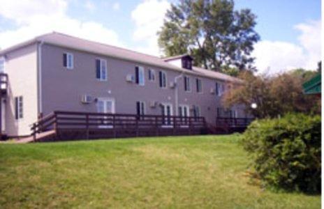 Hotel Acra Manor Resort