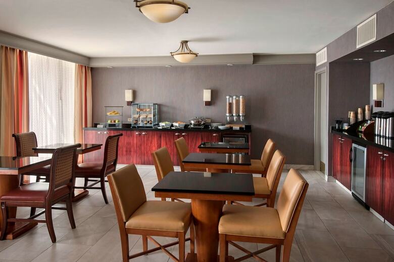 Hotel Park Ridge Marriott