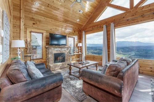 High Expectations - Mountain View, Game Room, Hot Tub
