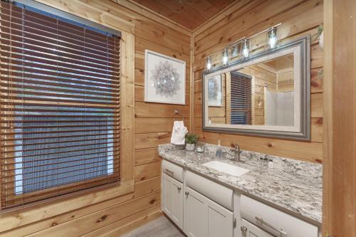 High Expectations - Mountain View, Game Room, Hot Tub