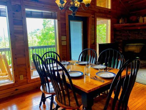 Perfect Private Cabin W Amazing Mountain Views