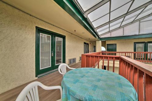 Apartamento Luxury Condo With Balcony, Walk To Beaches!