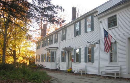 The Bridges Inn At Whitcomb House B&B