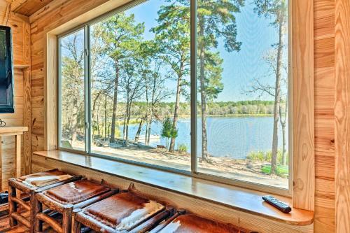 Crockett Lakeside Hideaway With Deck - 12 Mi To Town