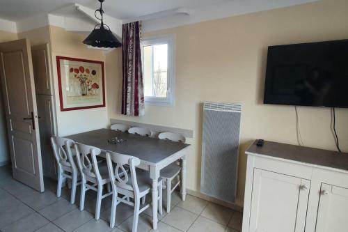Bastidon With Terrace - Residence With Pool