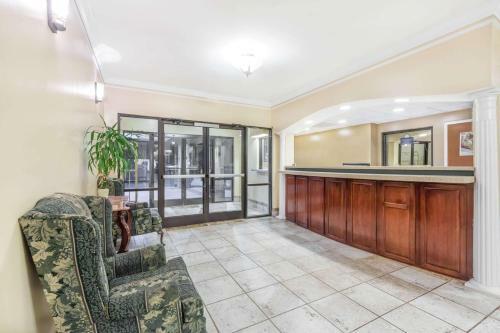 Hotel Days Inn & Suites - Morganton