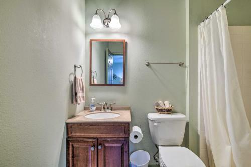 Spacious Retreat Center - Near Glen Rose!