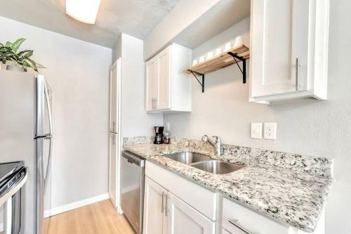 Apartamento The Munger Proper + Spa Pool