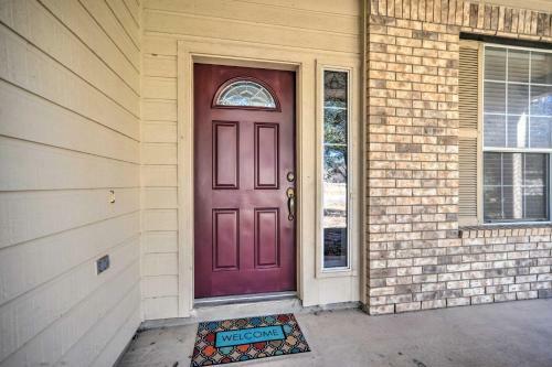 Idyllic Kyle Abode With Grill About 16 Mi To Austin