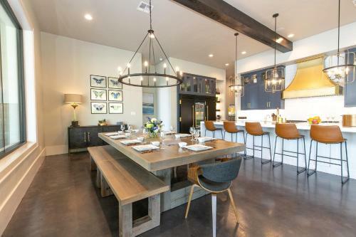 Wake And Roll Plus - The Ultimate Luxury Lake Lbj Escape