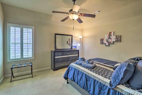 Chic Family-friendly Home In Irving With Yard!