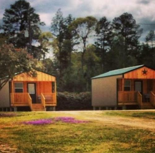 Posada Whispering Creek Lodging & Rv Resort