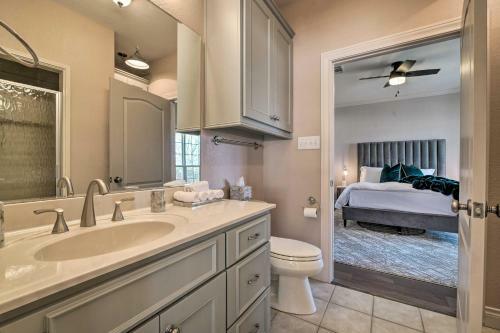 Luxurious Aggieland Retreat - 14 Mi To Aandm!