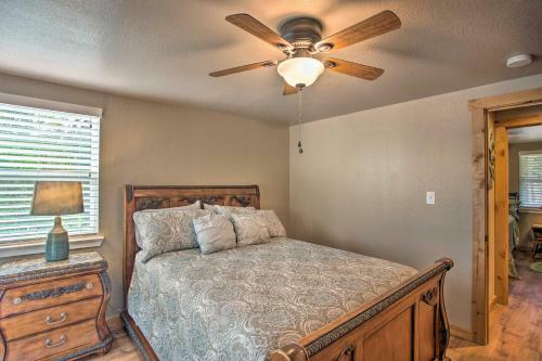 Tranquil Palo Pinto Home With Deck And Boat Dock!