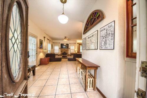1880 Market Plaza Haus Ts 360