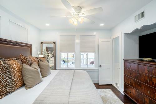 1896 Gulf Coast Cottage