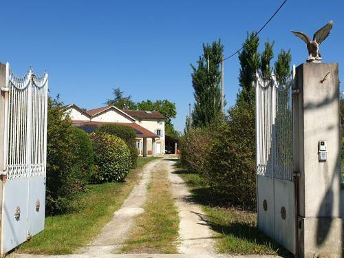 Bed & Breakfast Chambres Et Table D'h�tes "la Pastorale Gourmande"