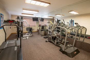 Holiday Inn Express Hotel & Suites Raton