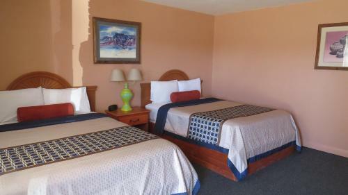Hotel Americas Best Value Inn Raton Sands