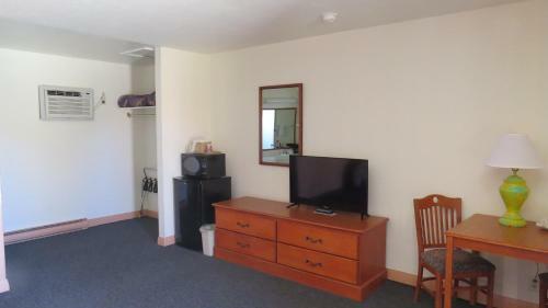Hotel Americas Best Value Inn Raton Sands