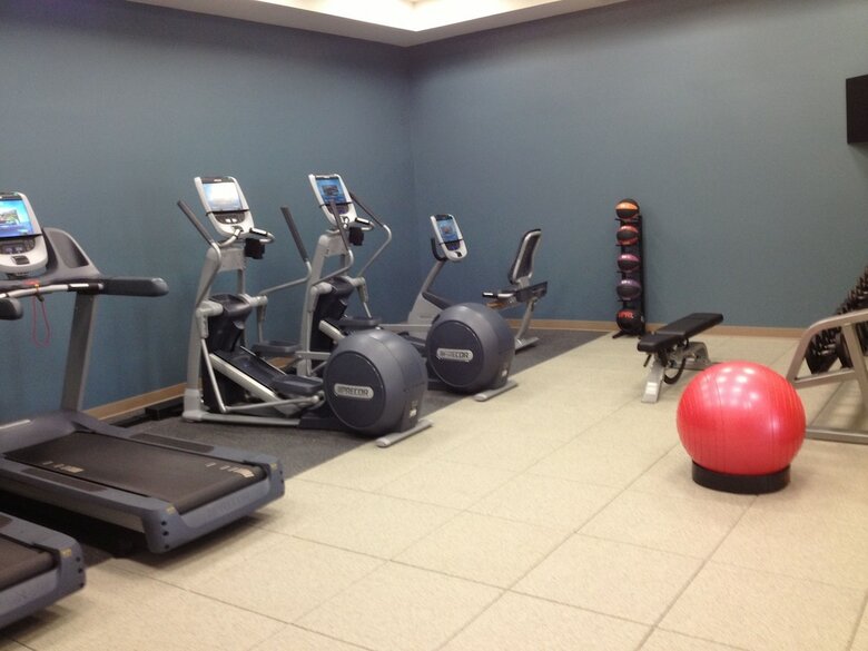 Hotel Embassy Suites - Newark Airport
