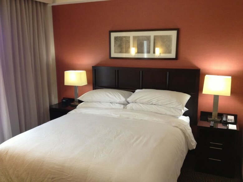 Hotel Embassy Suites - Newark Airport