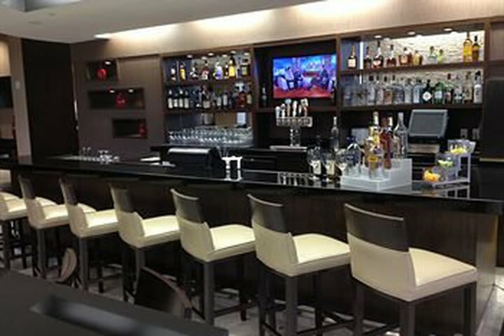 Hotel Embassy Suites - Newark Airport