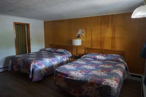 Northern Peaks Motor Inn