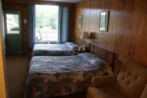 Northern Peaks Motor Inn