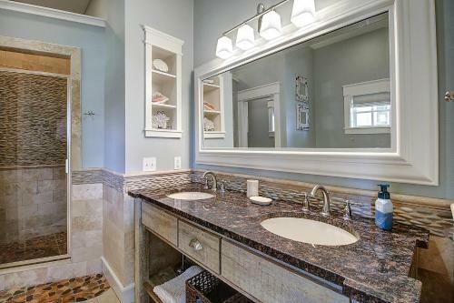 Driftwood Cove 128 Be