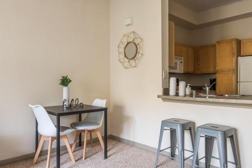 Apartamento Frontdesk Ventana At Midtown Apts Houston