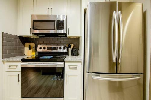 Apartamento Relaxing Suite With Free Parking, Fast Wifi