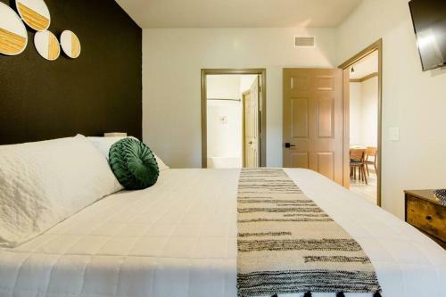 Apartamento Relaxing Suite With Free Parking, Fast Wifi