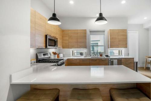 Ethereal Rooftop Retreat @ Midtown/eado