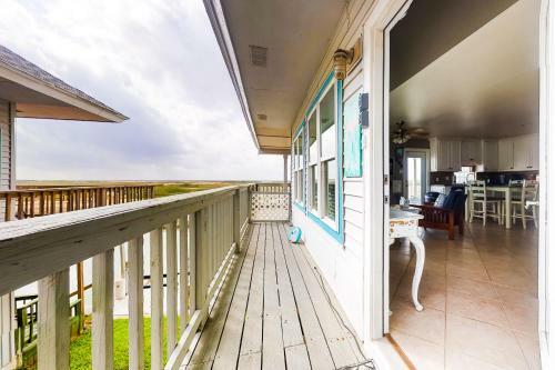Long Island Village 123 E Scallop Sea Cottage