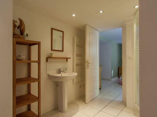Beautiful Villa With Private Pool In Masclat