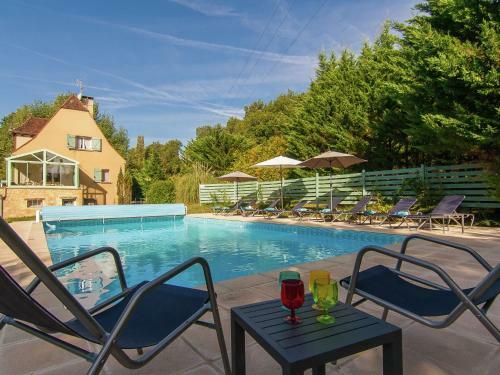 Beautiful Villa With Private Pool In Masclat